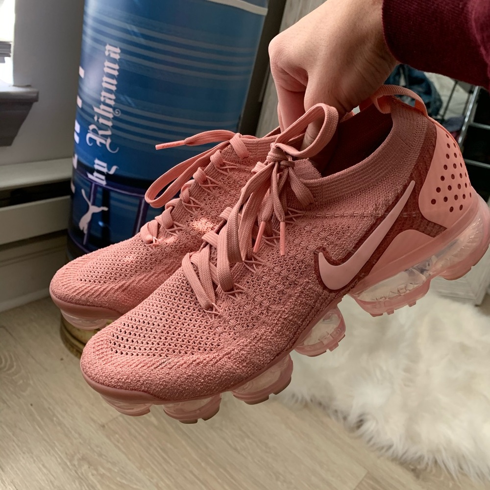 Nike vapor max pink